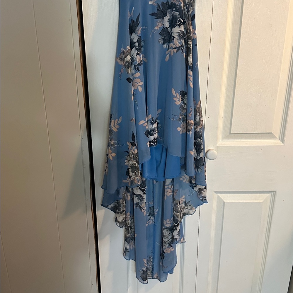 Windsor Floral Blue Maxi Dress - Picture 5 of 7